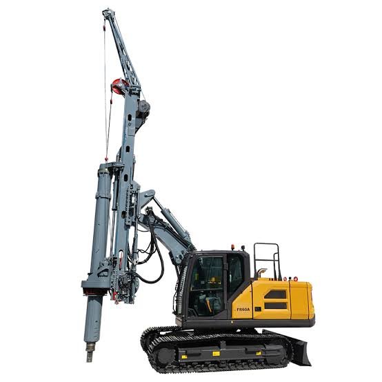 Kelly drilling rig with telescopic Kelly bar on a crawler carrier